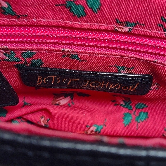 Betsey Johnson quilted Bow shoulder bag - Picture 9 of 16